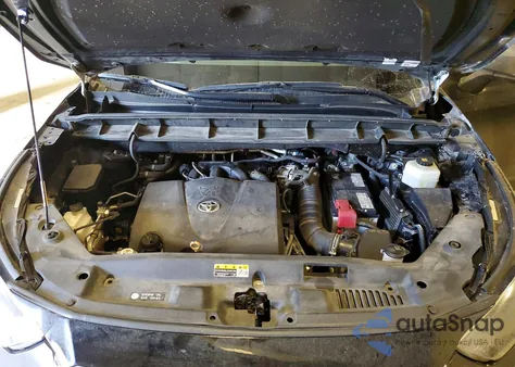 2021 Toyota Highlander Xle z USA, uszkodzony, nr VIN 5TDGZRBH2MS155387